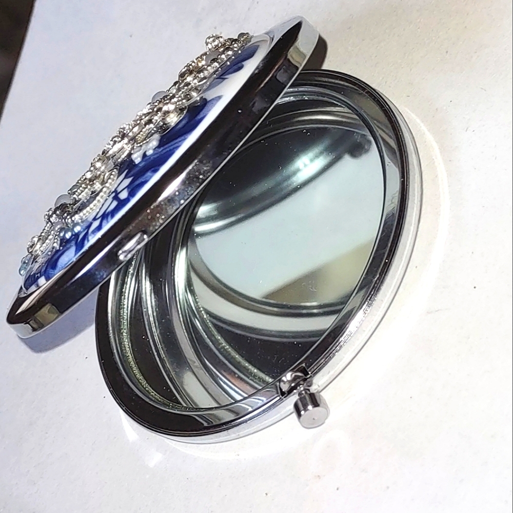 18th Century Style Vintage Compact Mirror Embellished - Picture 9 of 17